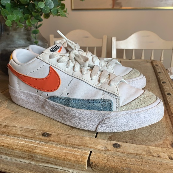 Women's Nike Blazer Low '77
White Orange Gold Blue
DC4769-105 sz 6.5 Retro - Picture 2 of 14